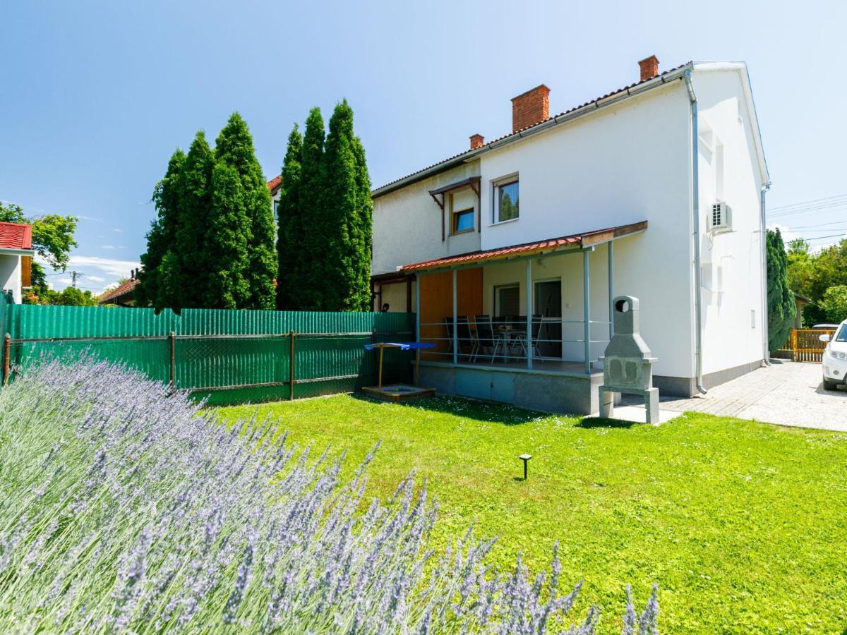 Holiday Home Bercsényi Balatonboglár Exterior foto