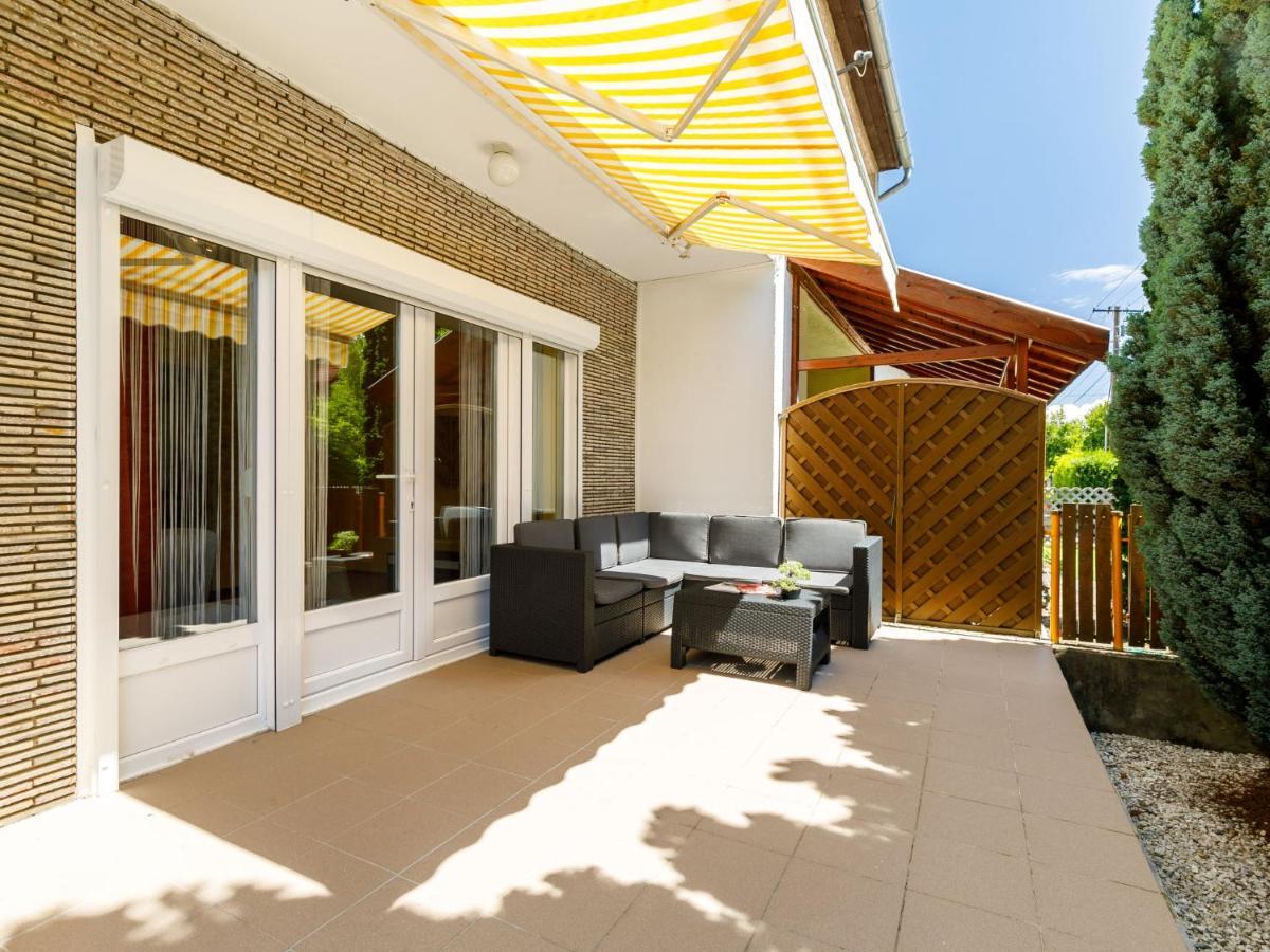 Holiday Home Bercsényi Balatonboglár Exterior foto
